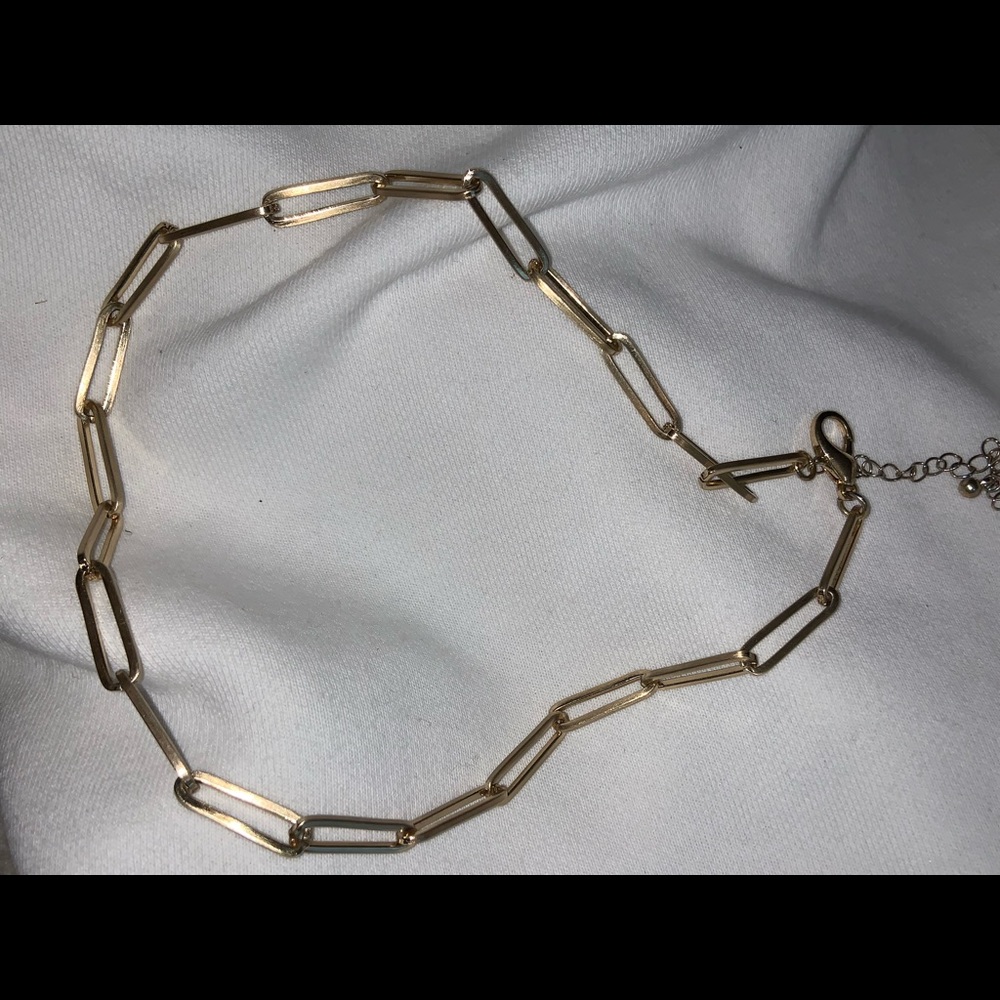Gold chain necklace